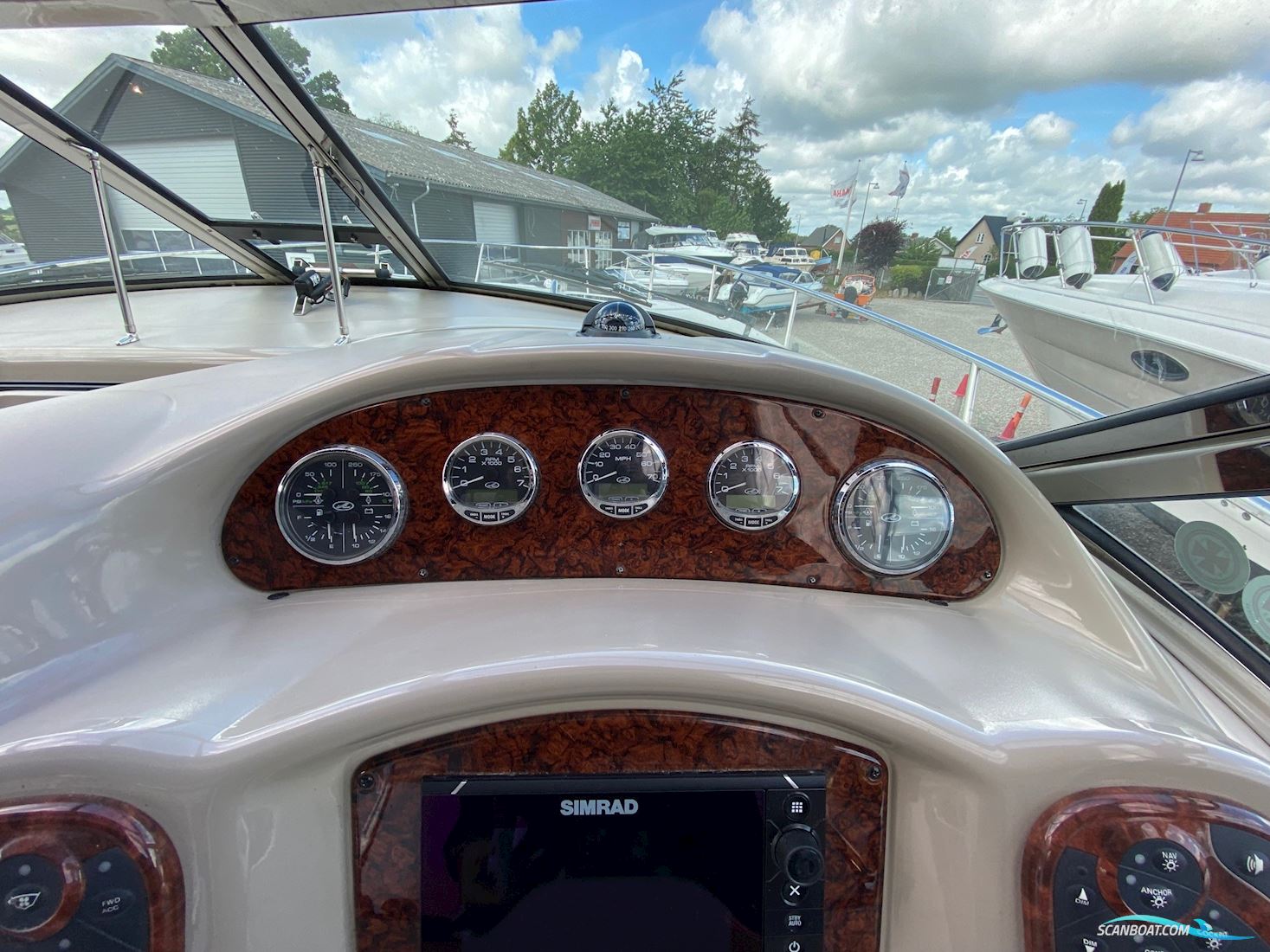 Sea Ray 355 Sundancer