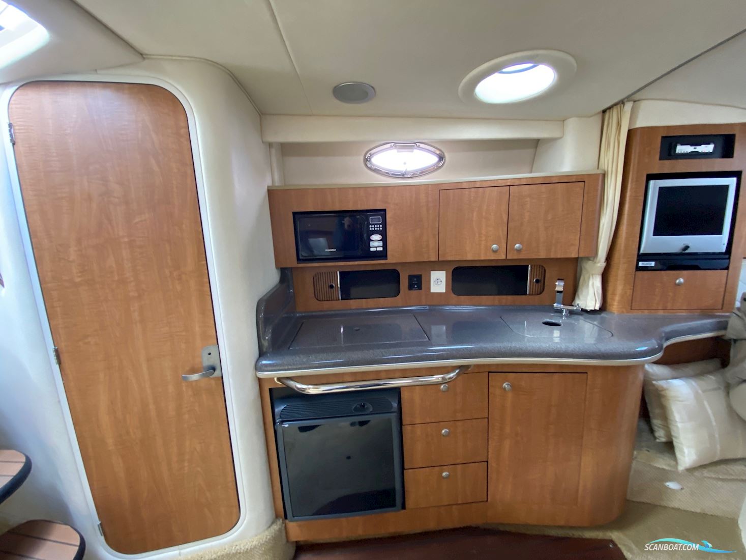 Sea Ray 355 Sundancer