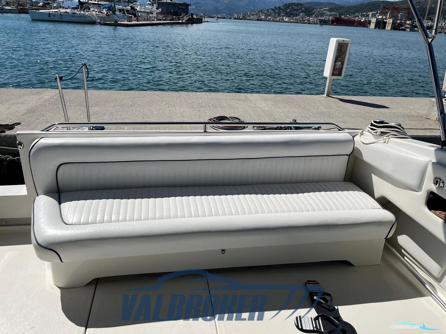 Sea Ray 370 SUNDANCER