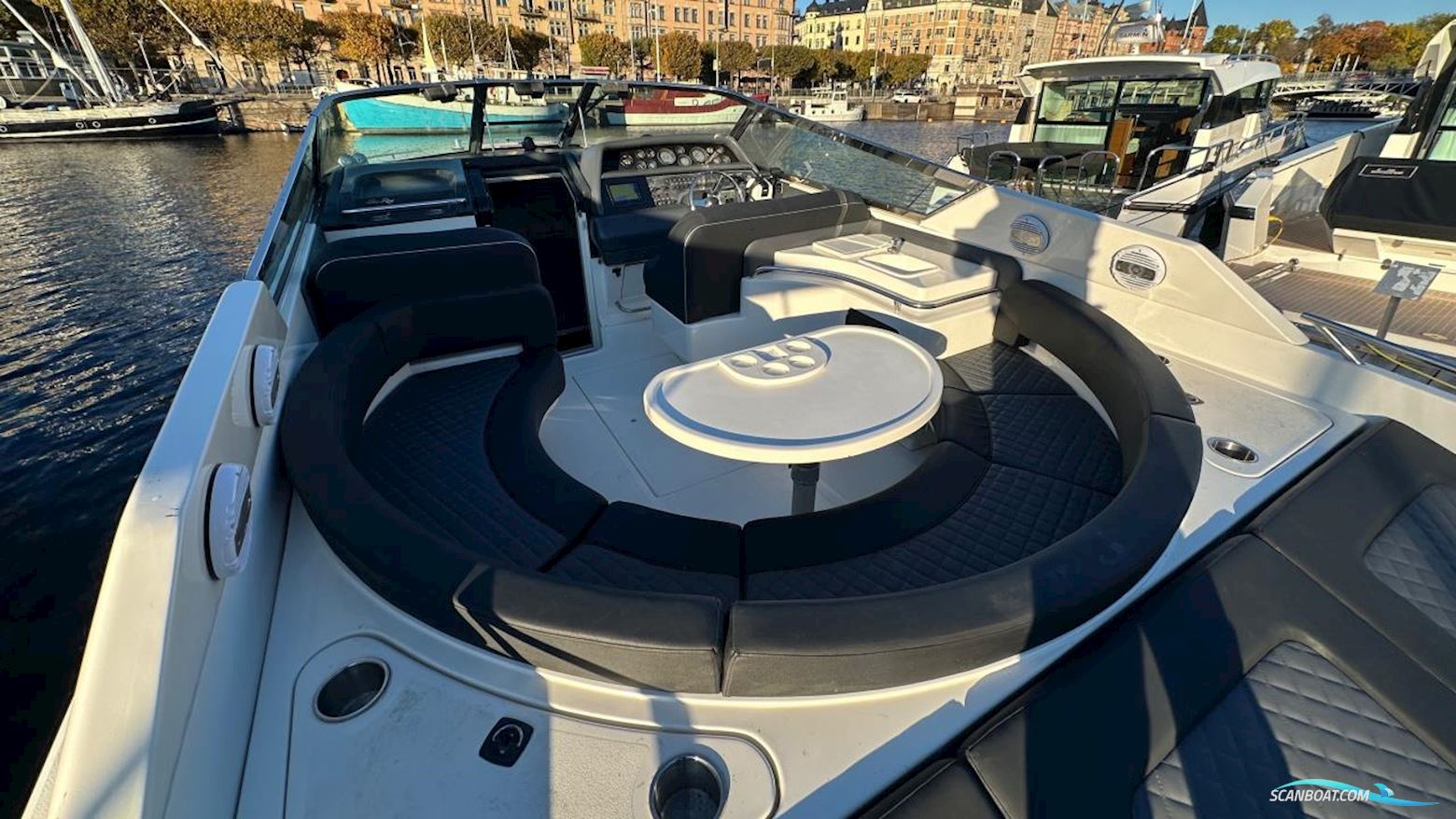 Sea Ray 380 SS