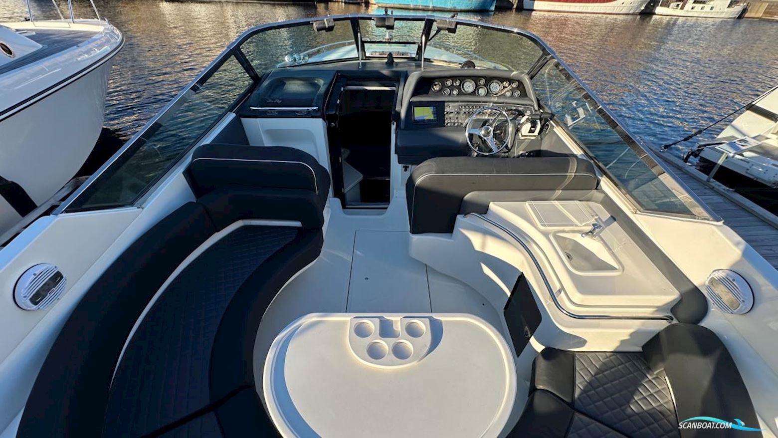 Sea Ray 380 SS
