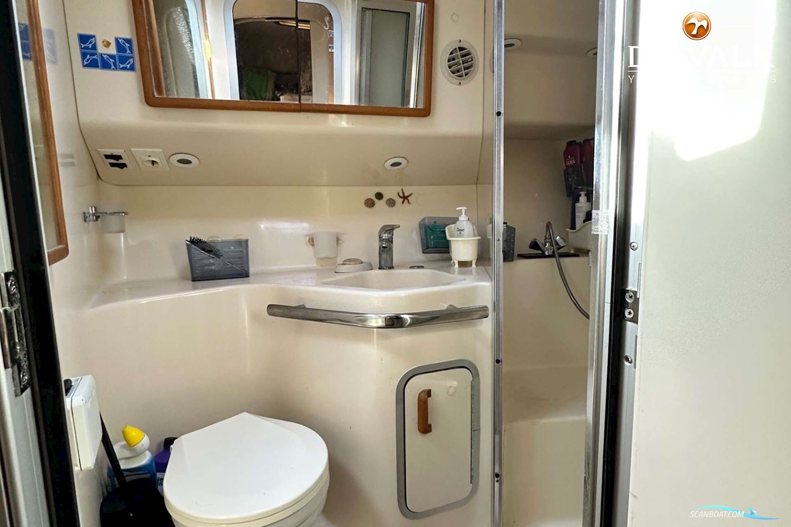 Sea Ray 400 Express Cruiser