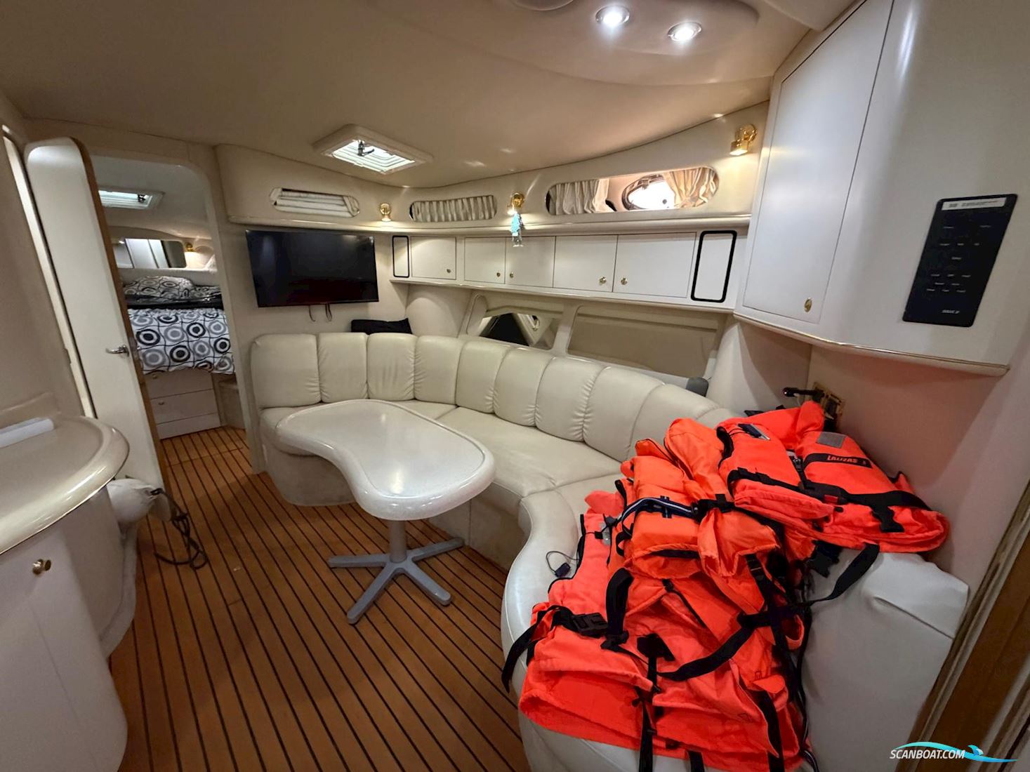 Sea Ray 400 Sundancer
