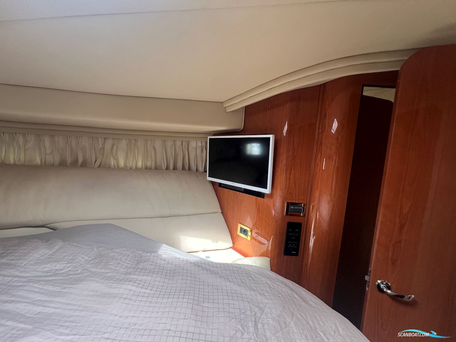 Sea Ray 410 Sundancer