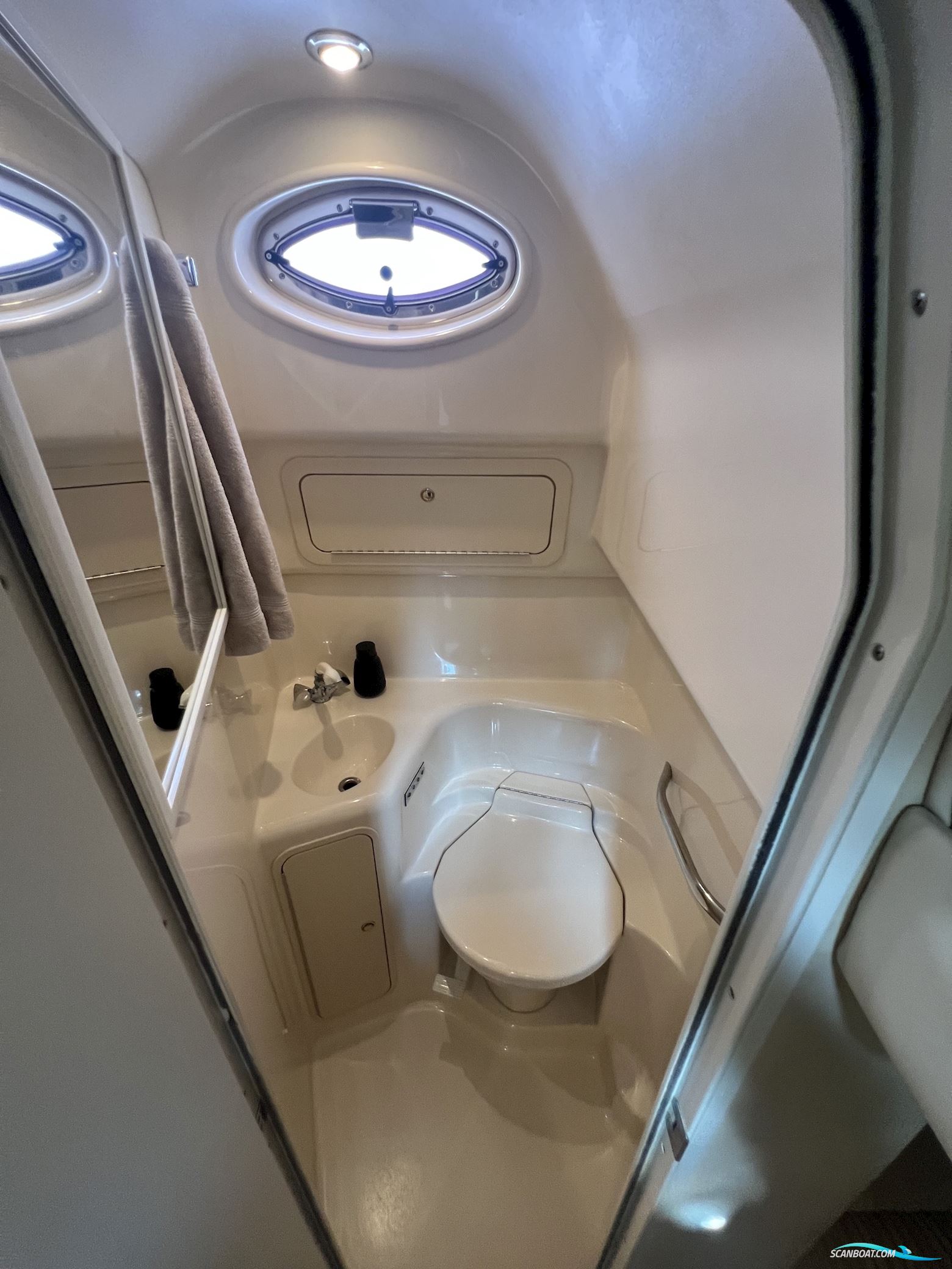 Sea Ray 410 Sundancer