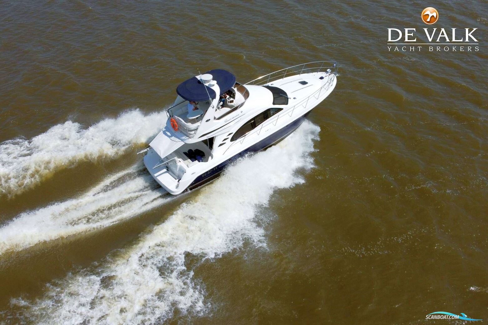 Sea Ray 455 Sedan Bridge