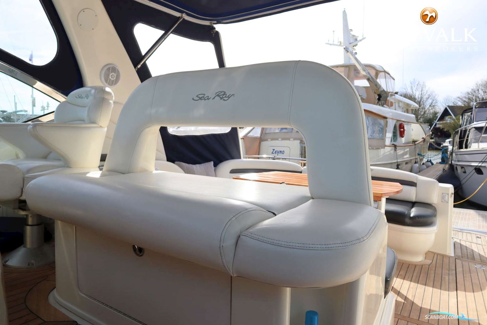 Sea Ray 455 Sundancer
