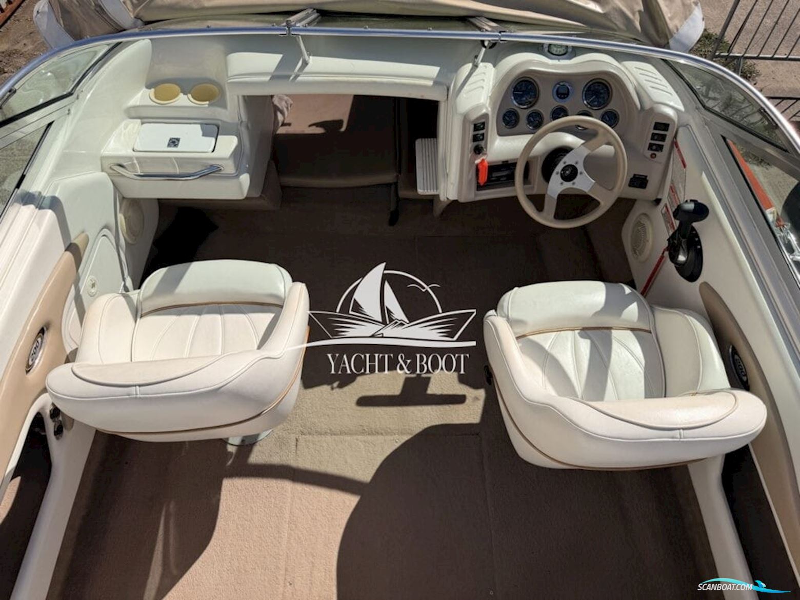 Sea Ray CB 200 Signature