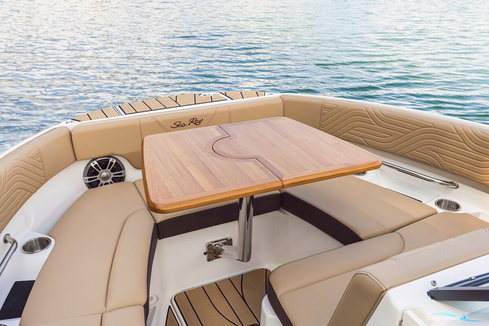 Sea Ray SDX 250 Surf