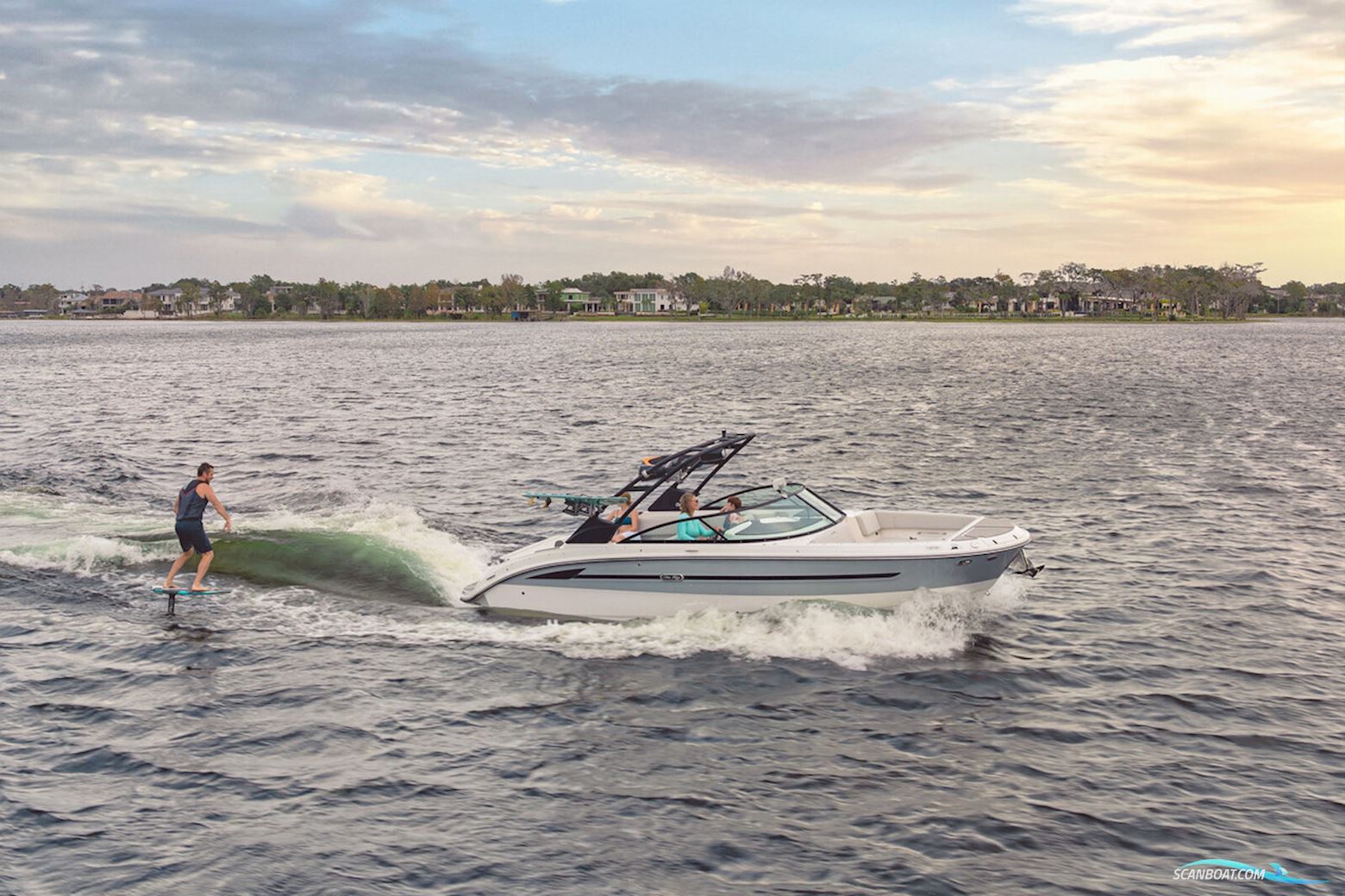 Sea Ray SDX 270 Surf