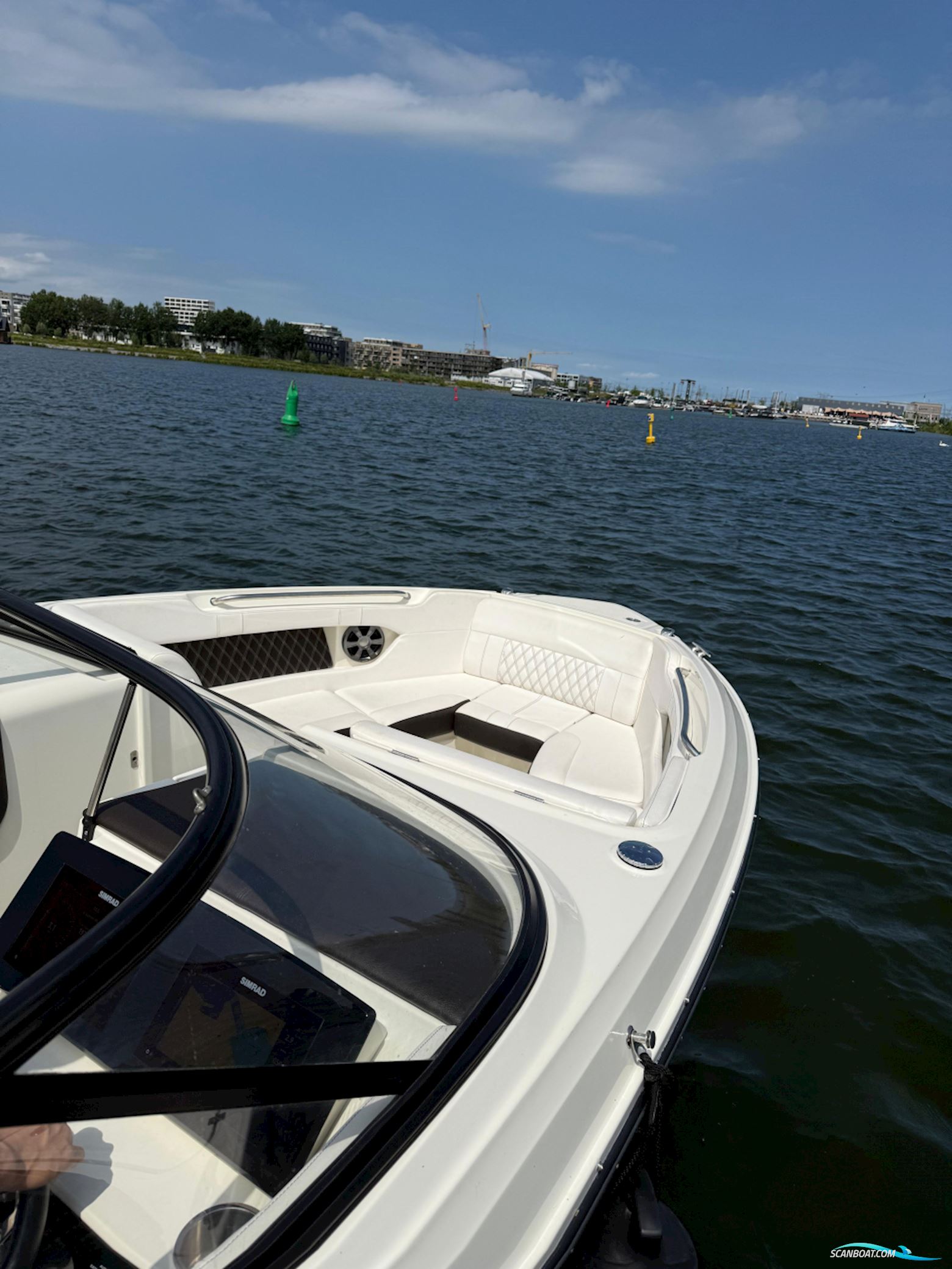 Sea Ray SLX 250