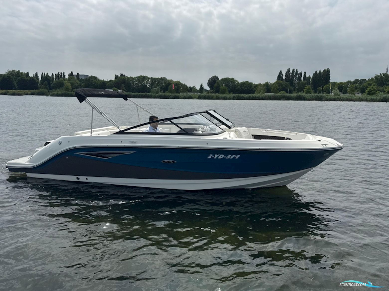 Sea Ray SLX 250