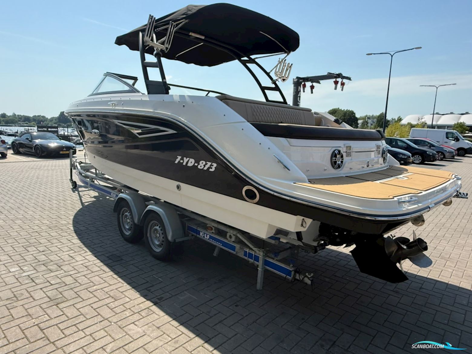 Sea Ray SLX 250