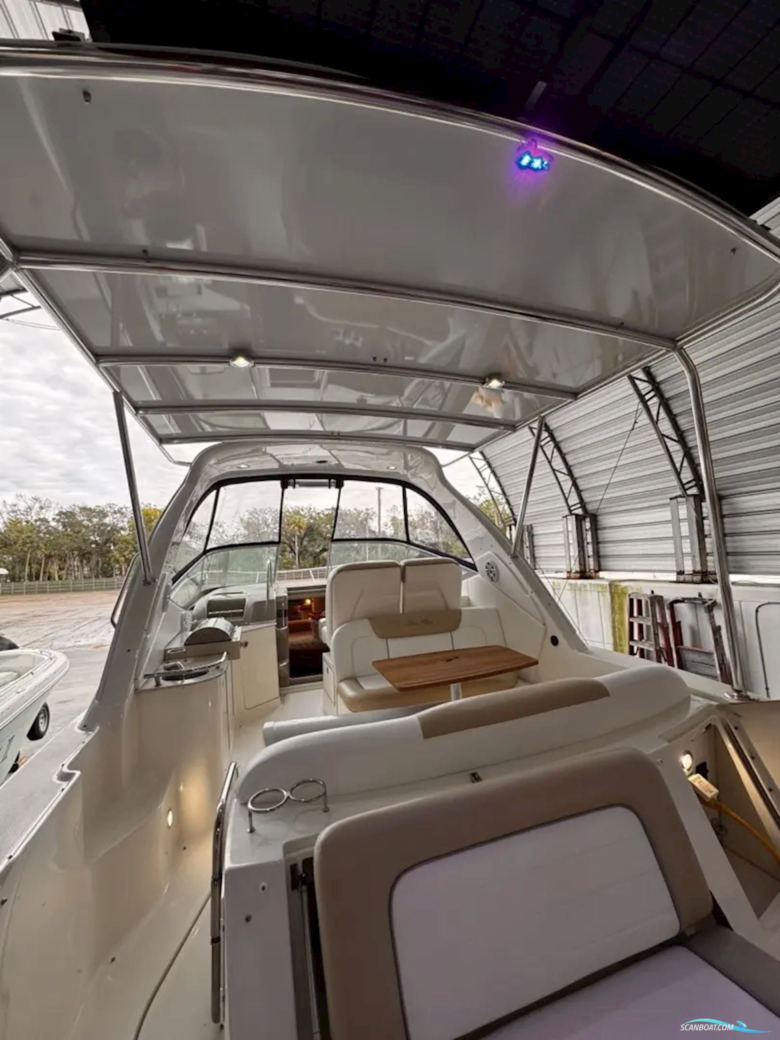 Sea Ray SLX 310