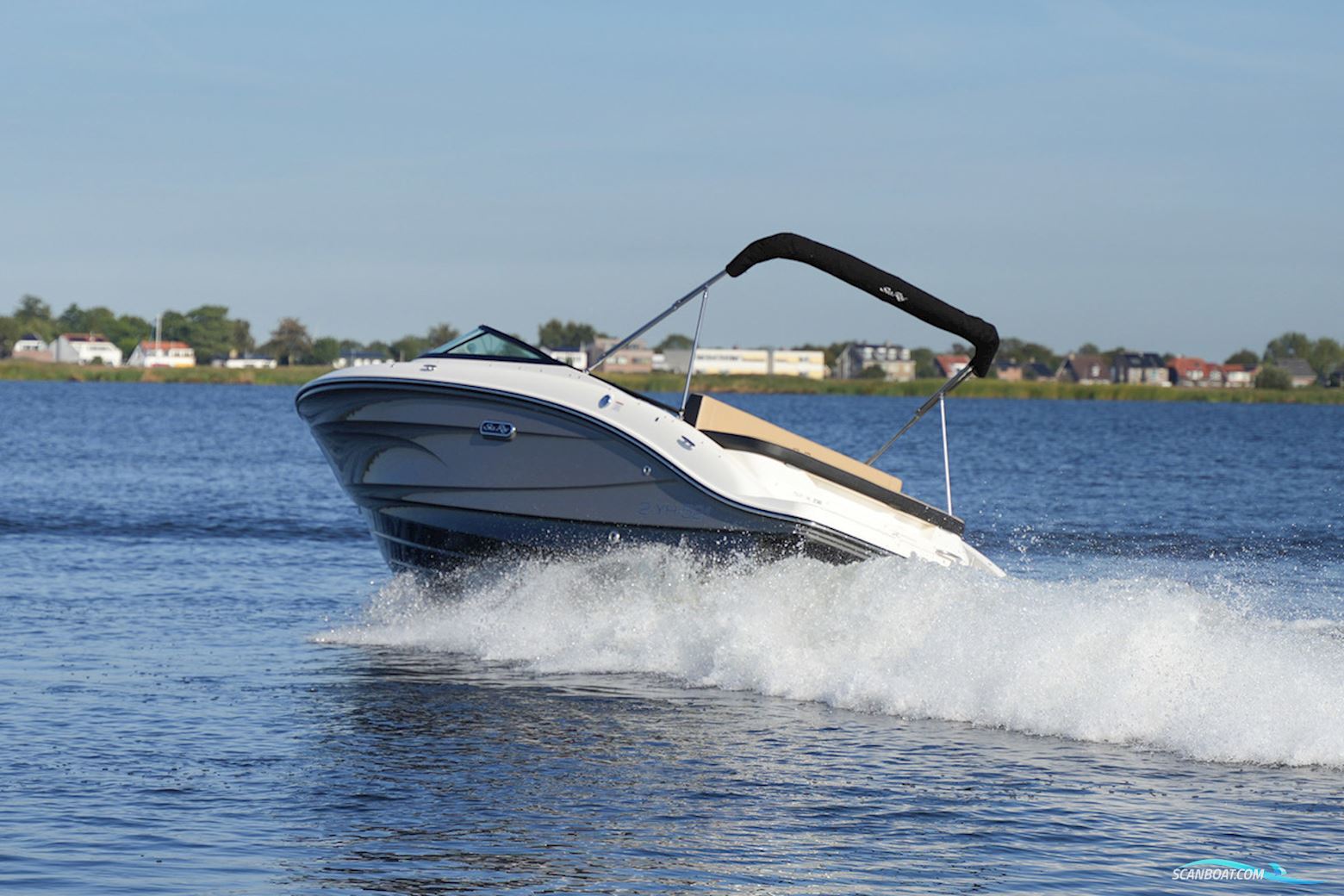 Sea Ray SPX 210