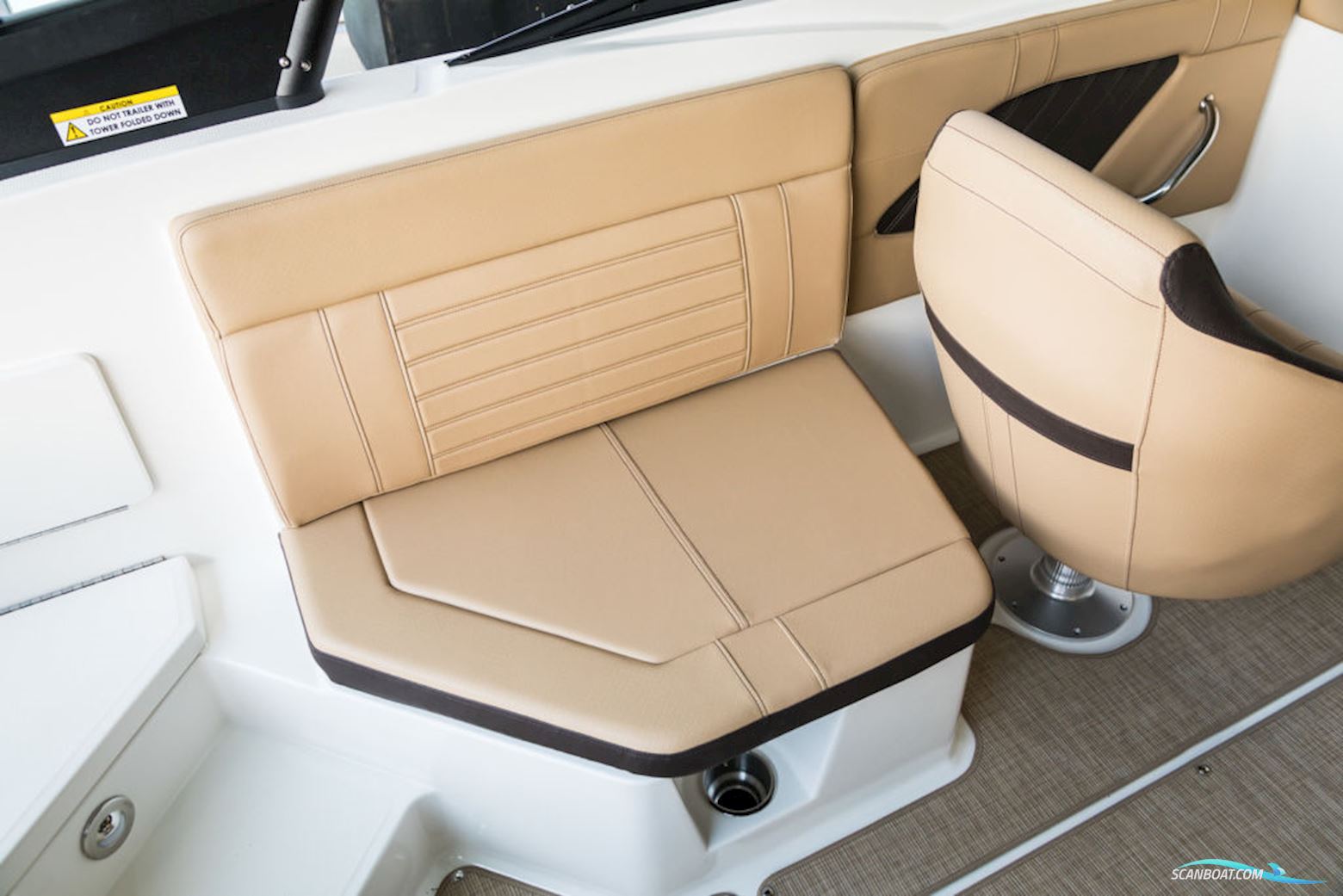 Sea Ray SPX 230 Outboard