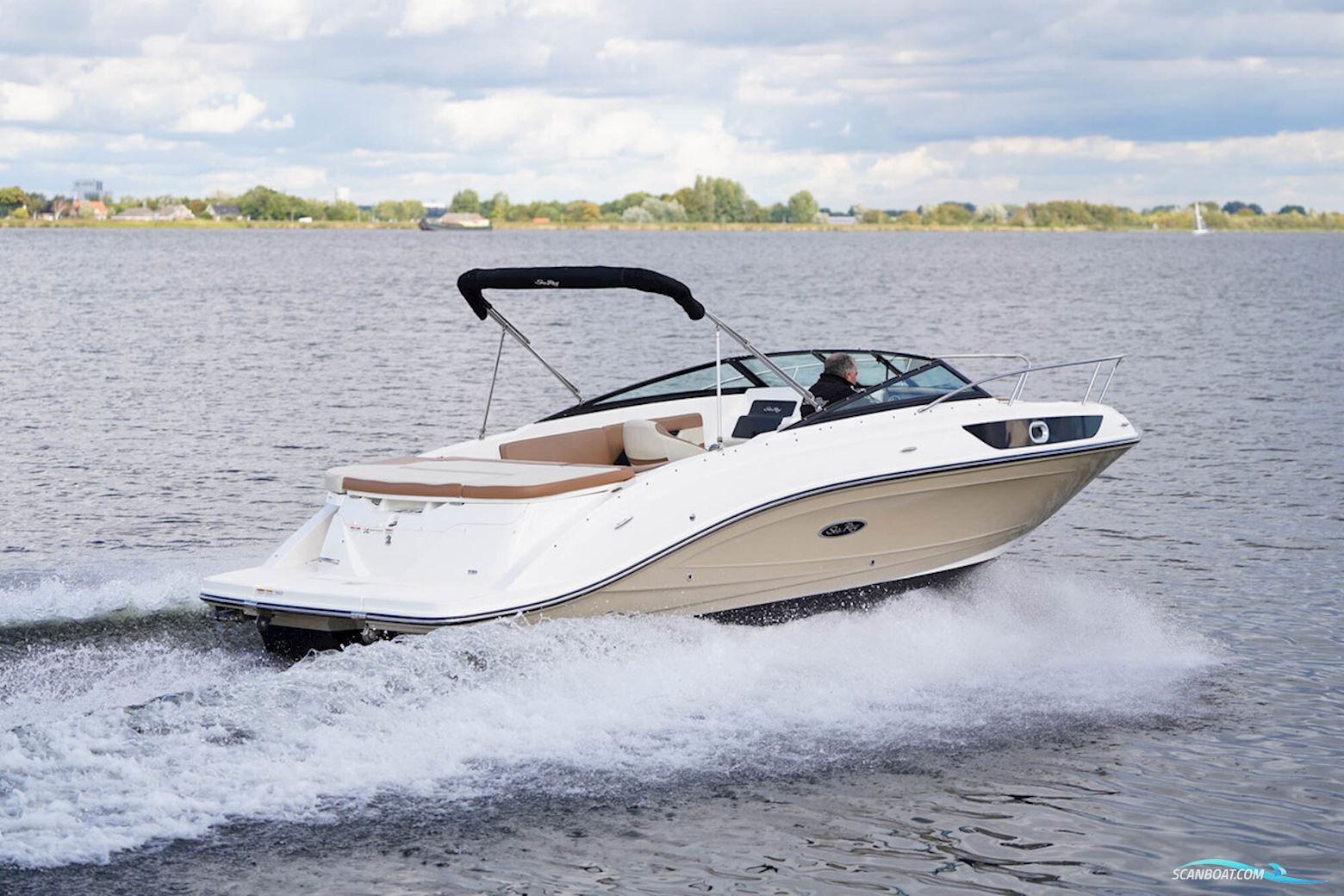 Sea Ray Sun Sport 230