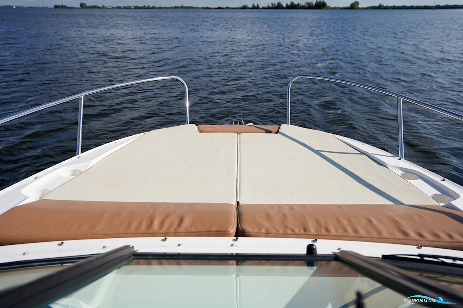Sea Ray Sun Sport 230