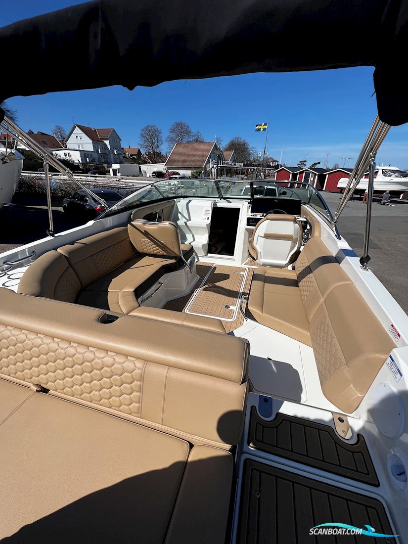 Sea Ray Sun Sport 250