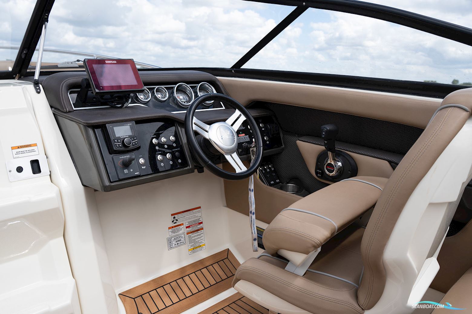 Sea Ray Sun Sport 250
