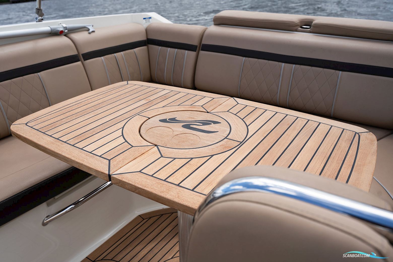 Sea Ray Sun Sport 250