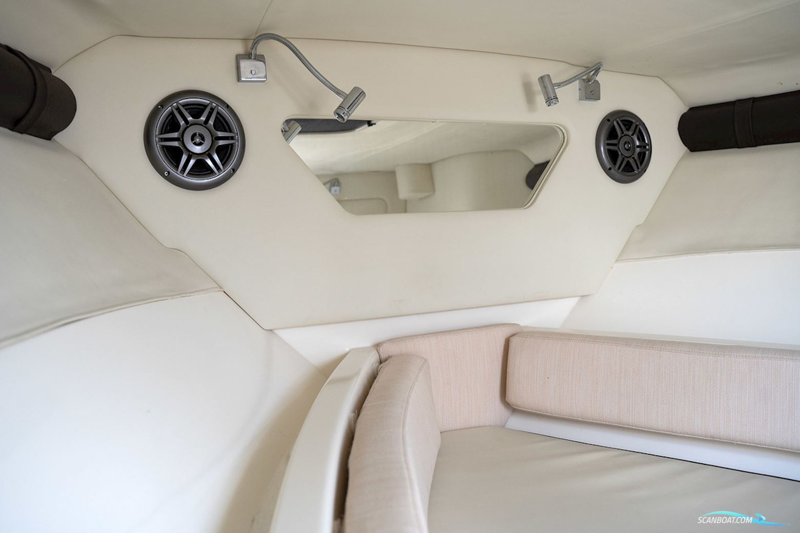 Sea Ray Sun Sport 250