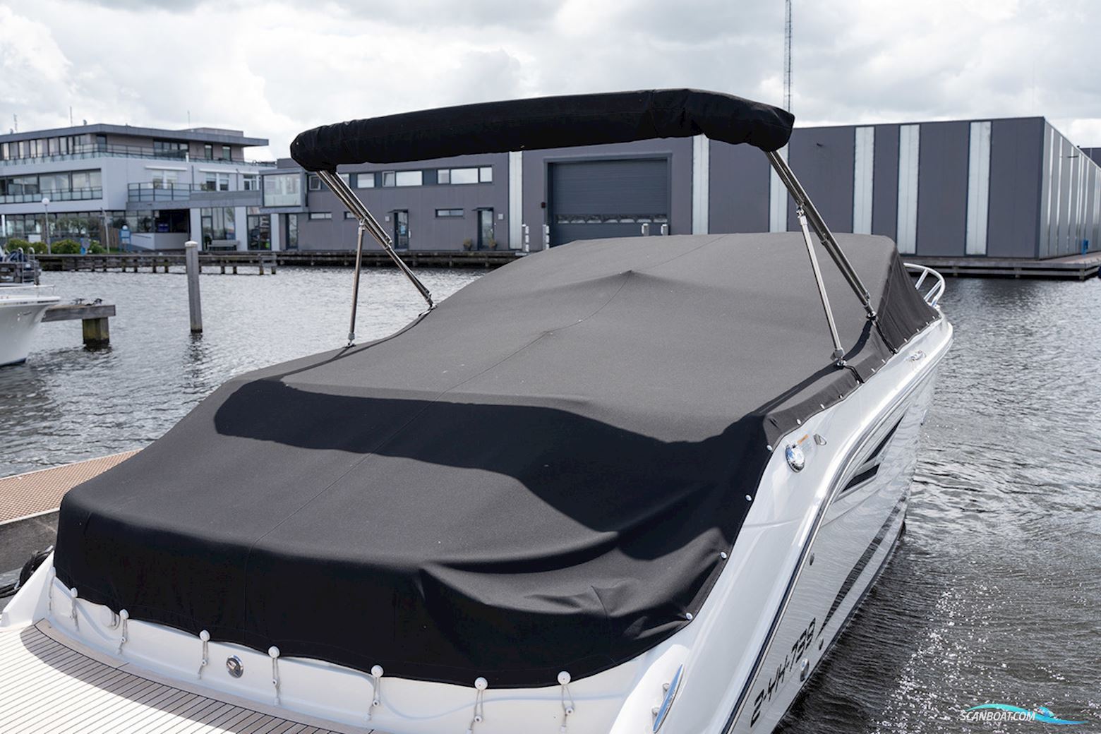 Sea Ray Sun Sport 250