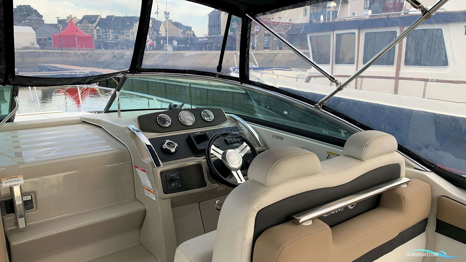 Sea Ray SUNDANCER 265