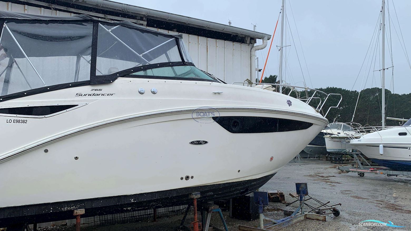 Sea Ray SUNDANCER 265