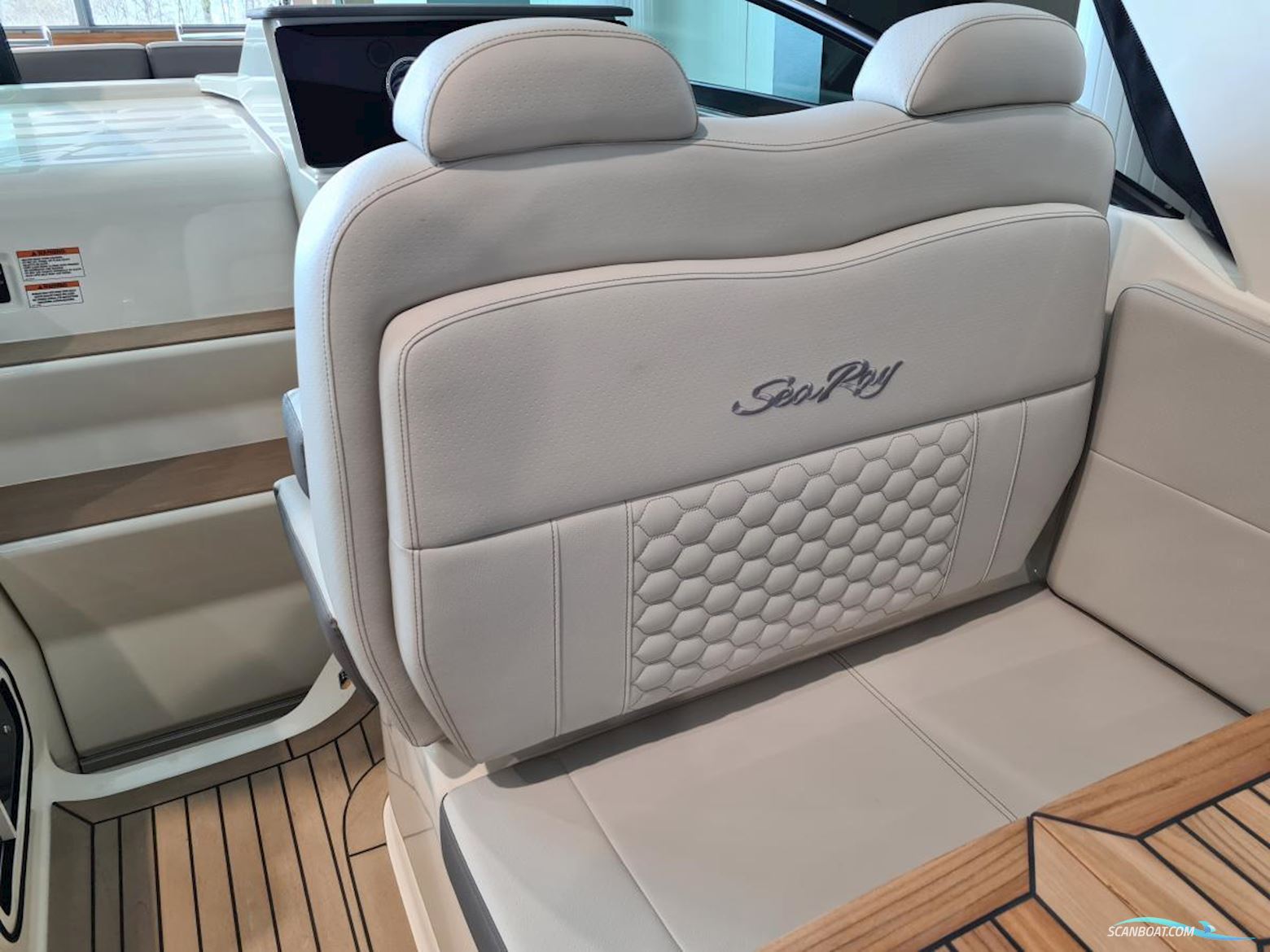 Sea Ray Sundancer 265