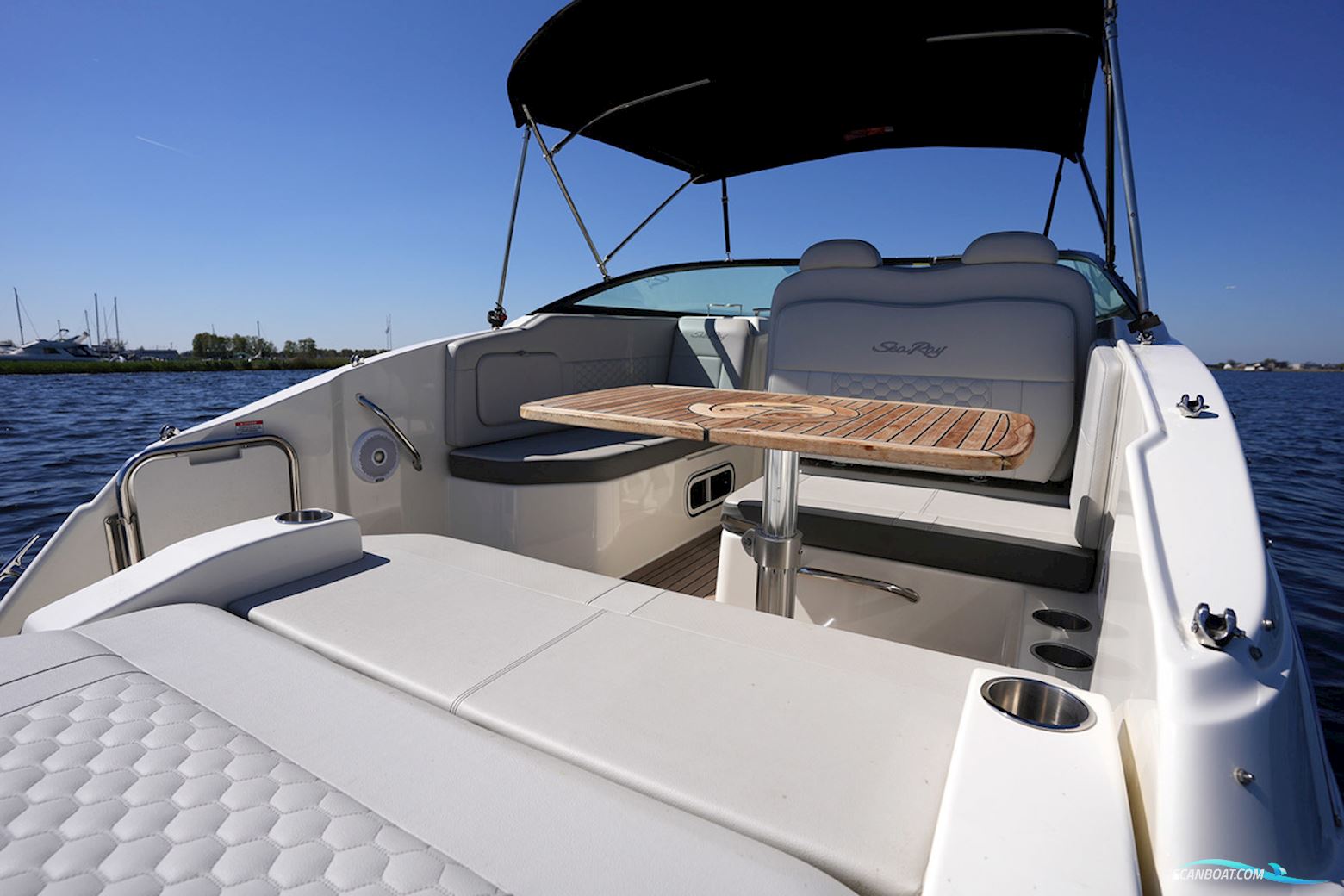 Sea Ray Sundancer 265