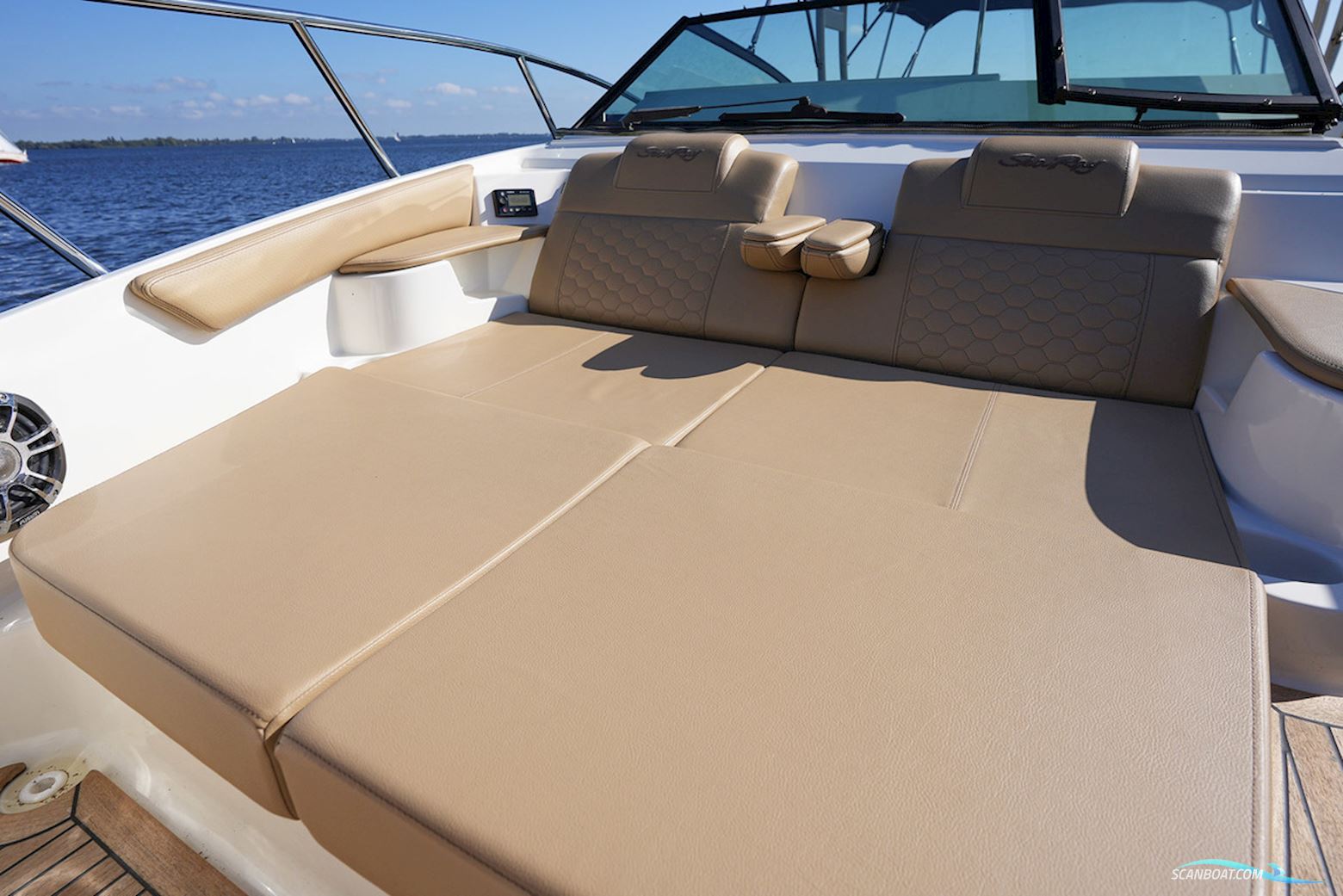 Sea Ray Sundancer 290