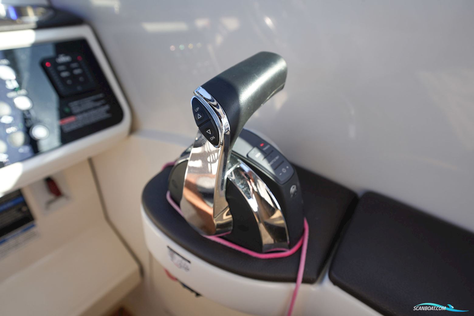 Sea Ray Sundancer 290