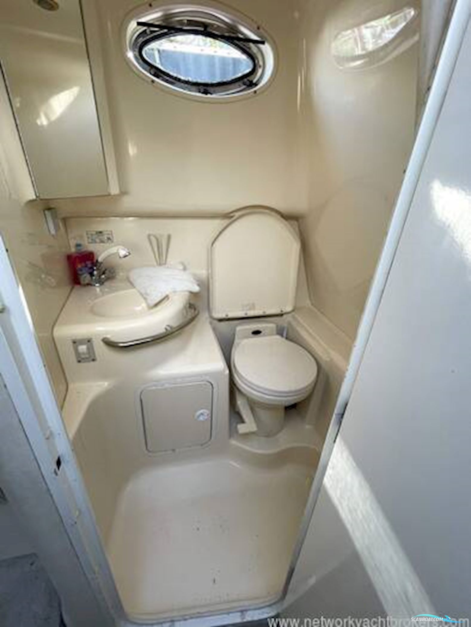 Sea Ray Sundancer 290