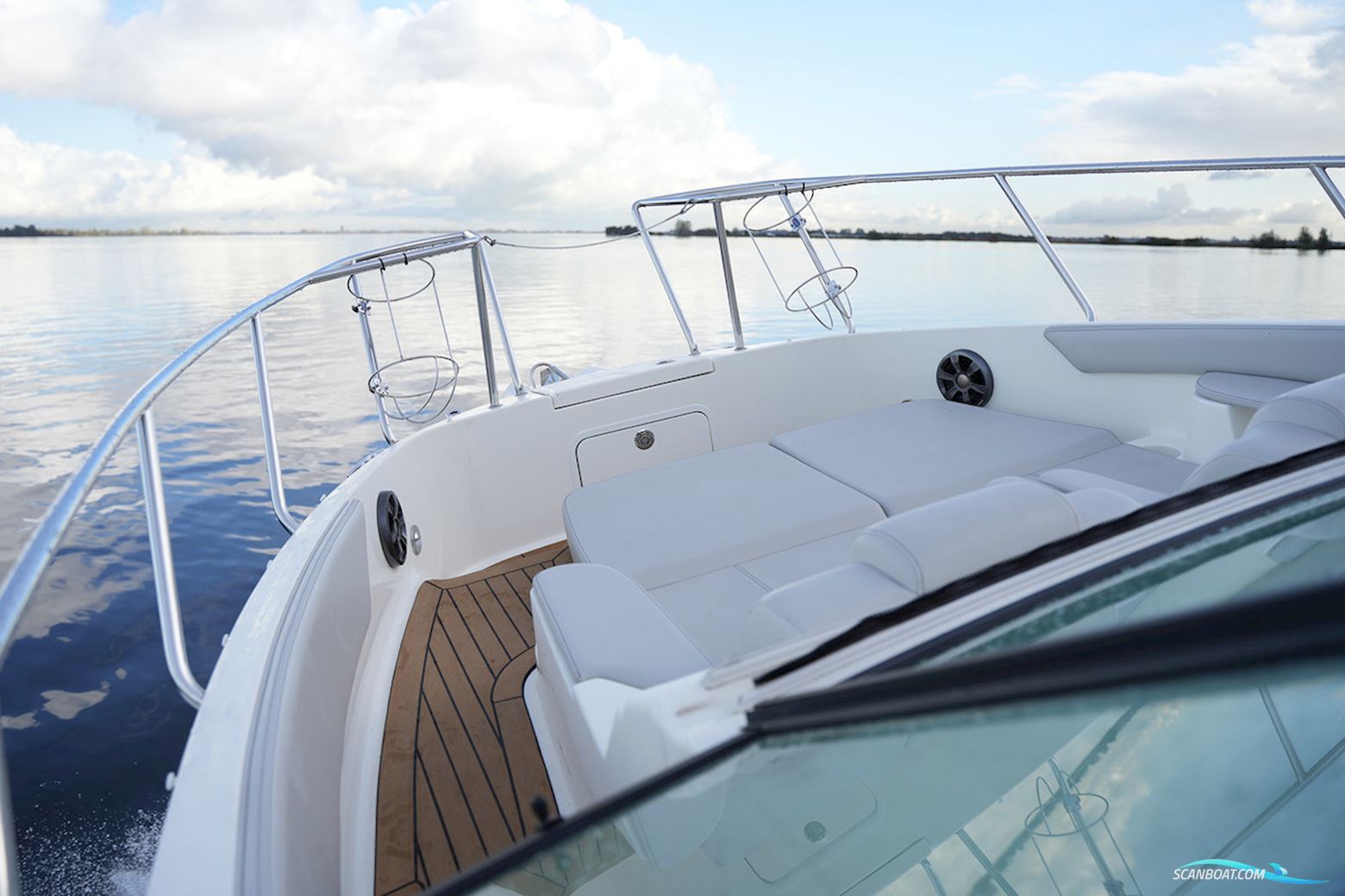 Sea Ray Sundancer 290