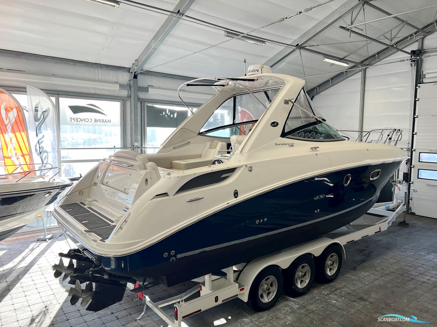 Sea Ray Sundancer 310 Motorbåt 2011, med 2 x Mercruiser 350 Mag Mpi Axius -2011 motor, Sverige