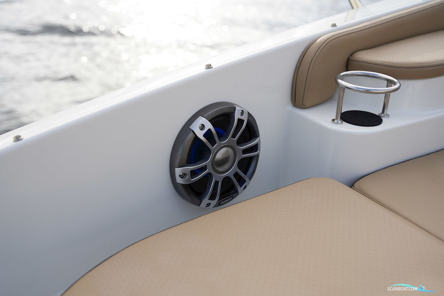 Sea Ray Sundancer 320