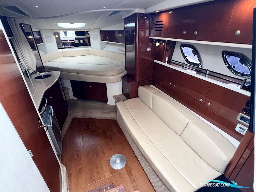 Sea Ray Sundancer 330