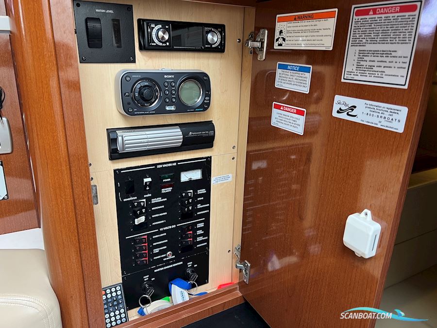Sea Ray Sundancer 330