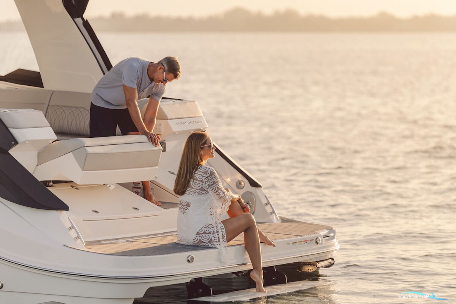 Sea Ray Sundancer 370