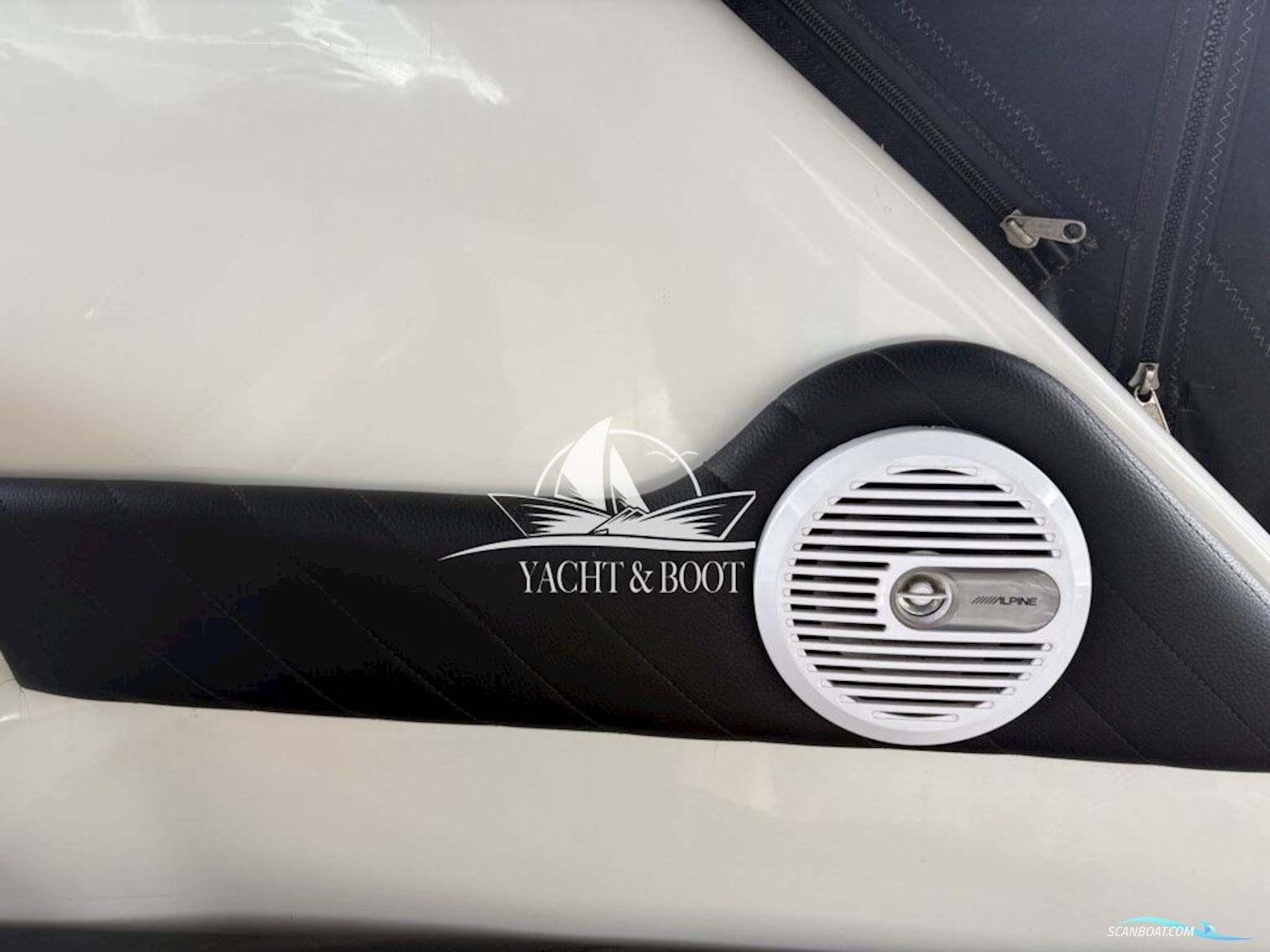 Sea Ray Sundancer 370