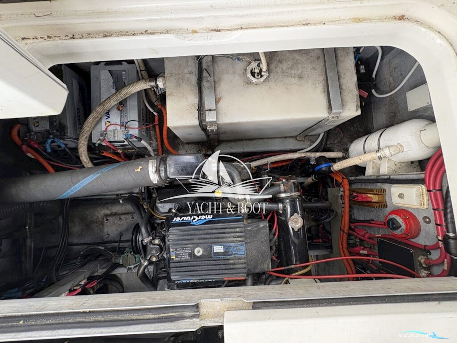 Sea Ray Sundancer 370