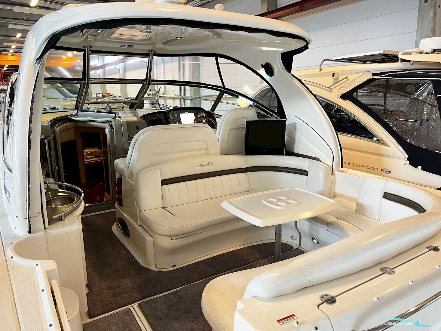 Sea Ray Sundancer 425