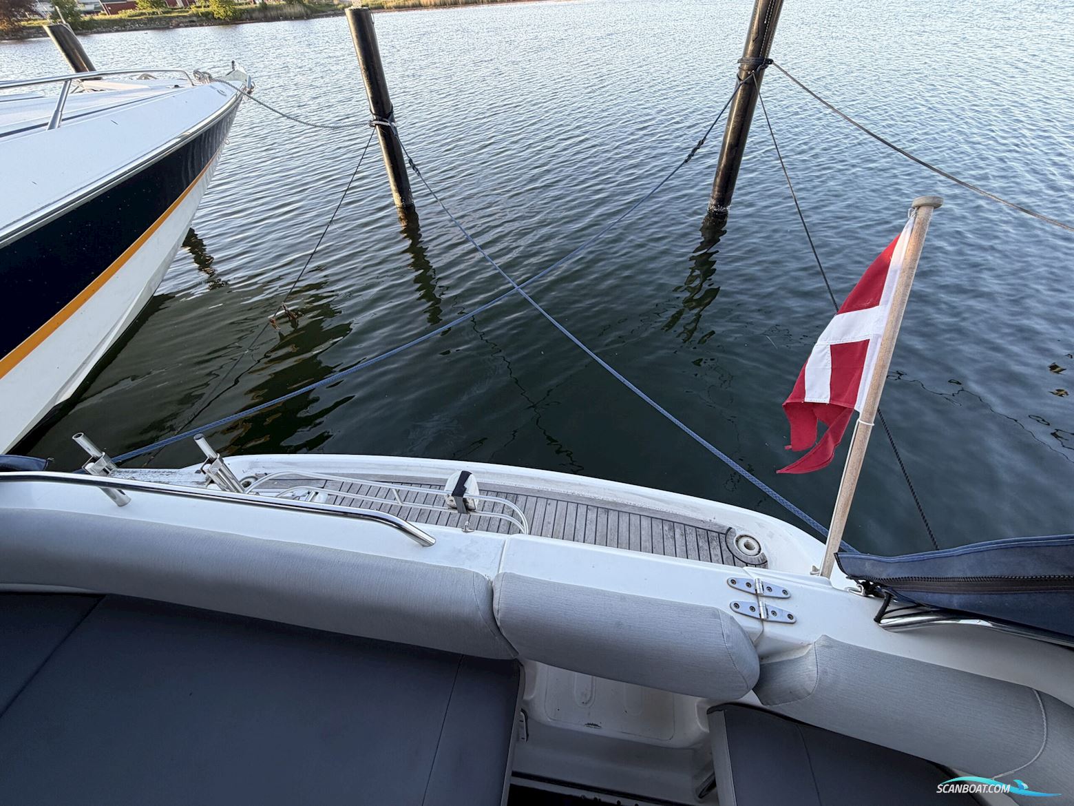 Sealine 290 Ambassador