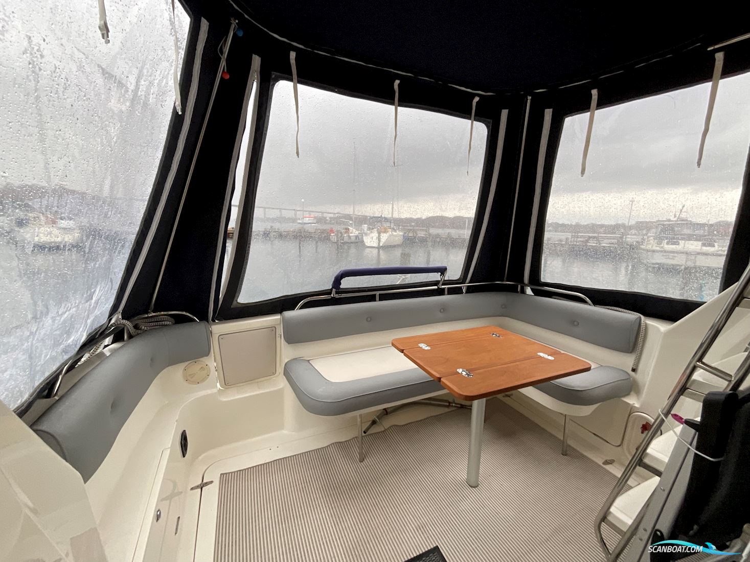 Sealine 310 Fly