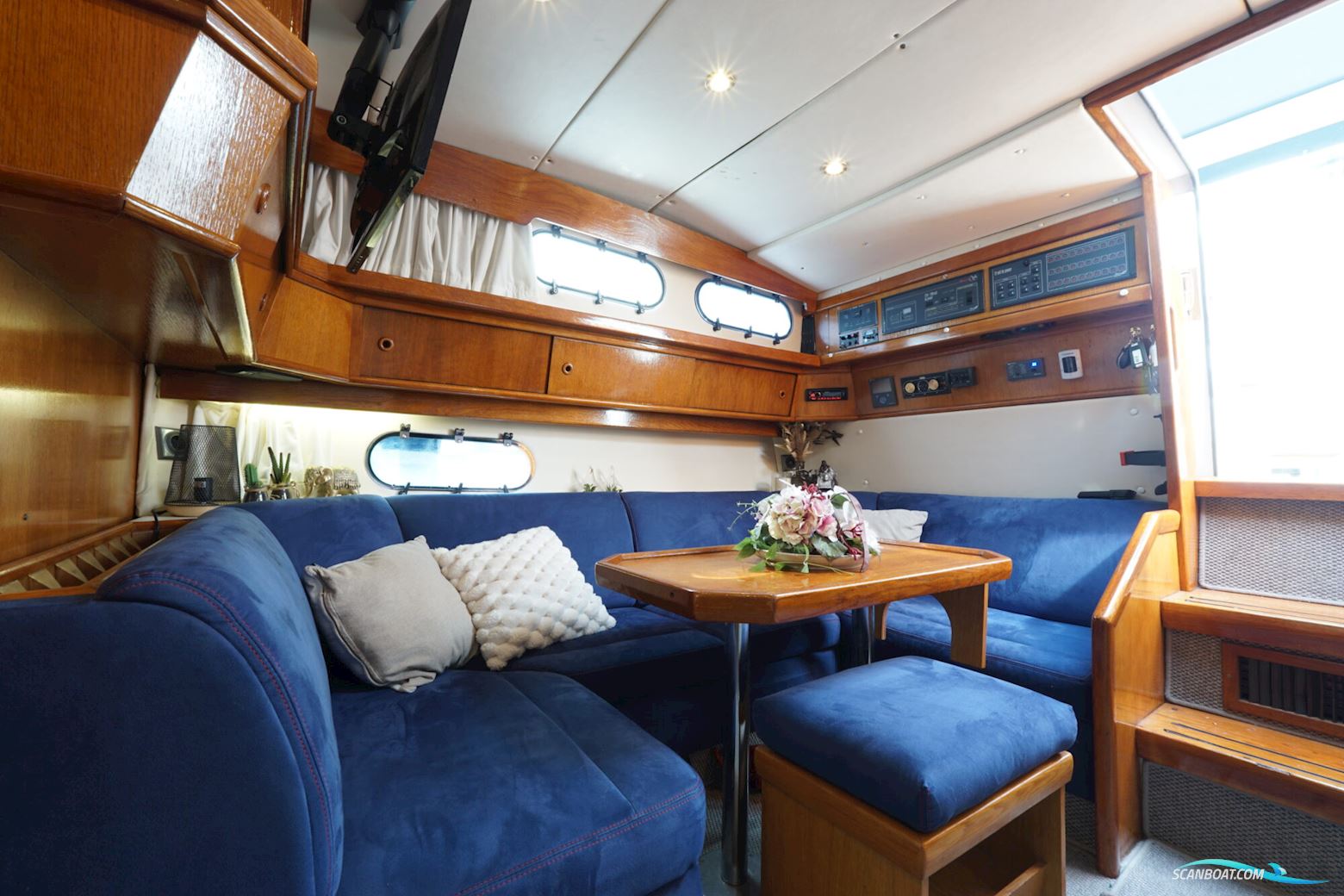 Sealine 328 Sport Bridge