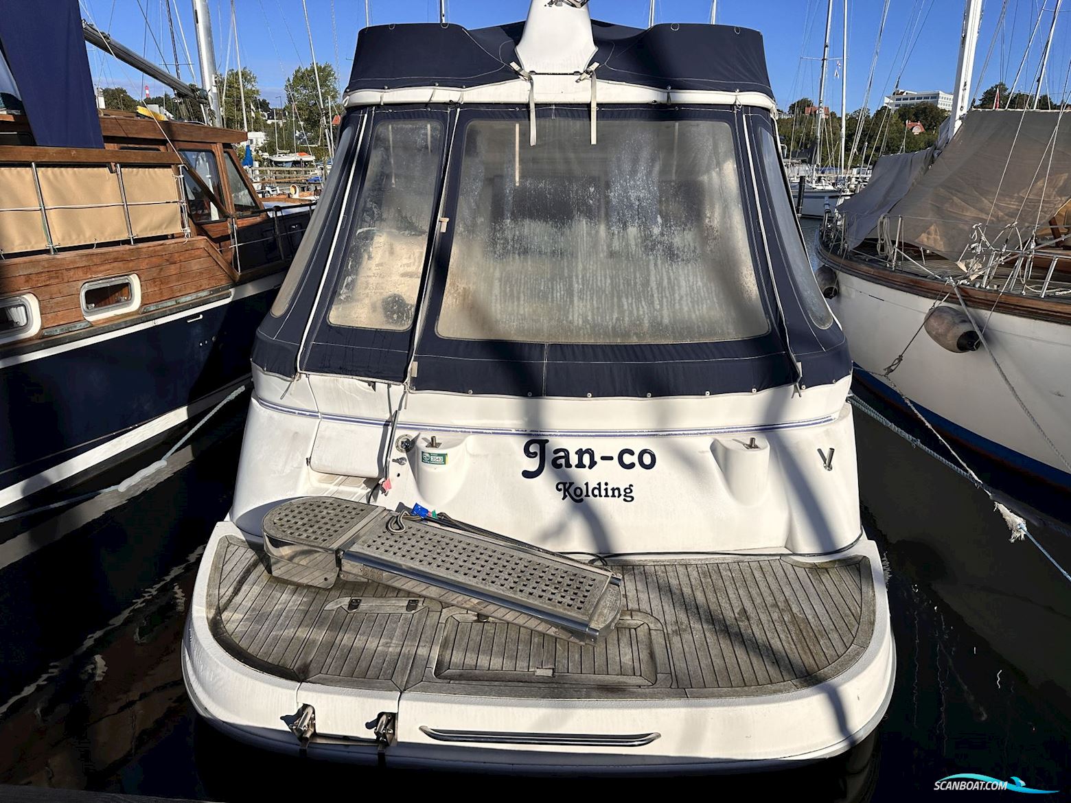 Sealine 360 F