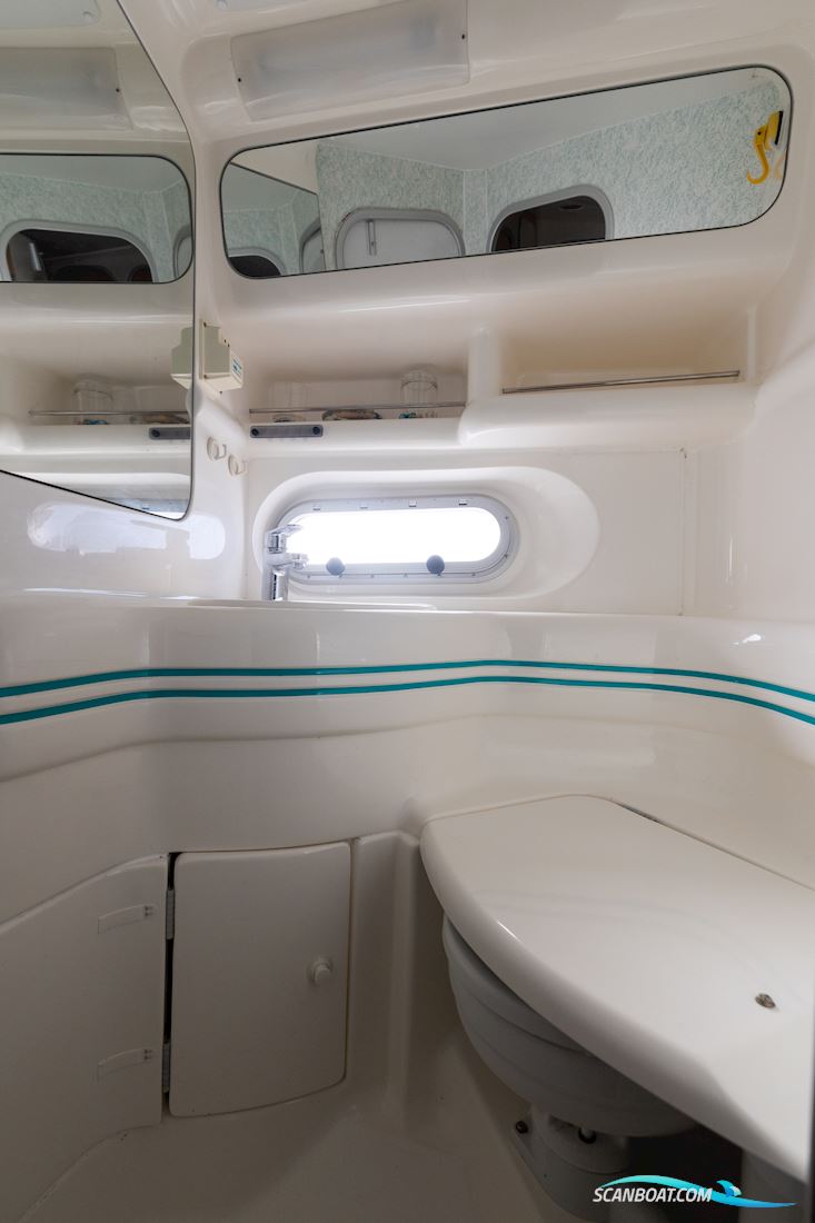 Sealine 360
