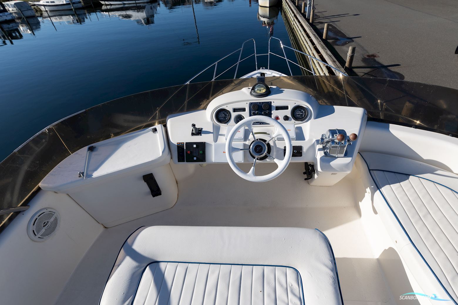 Sealine 360