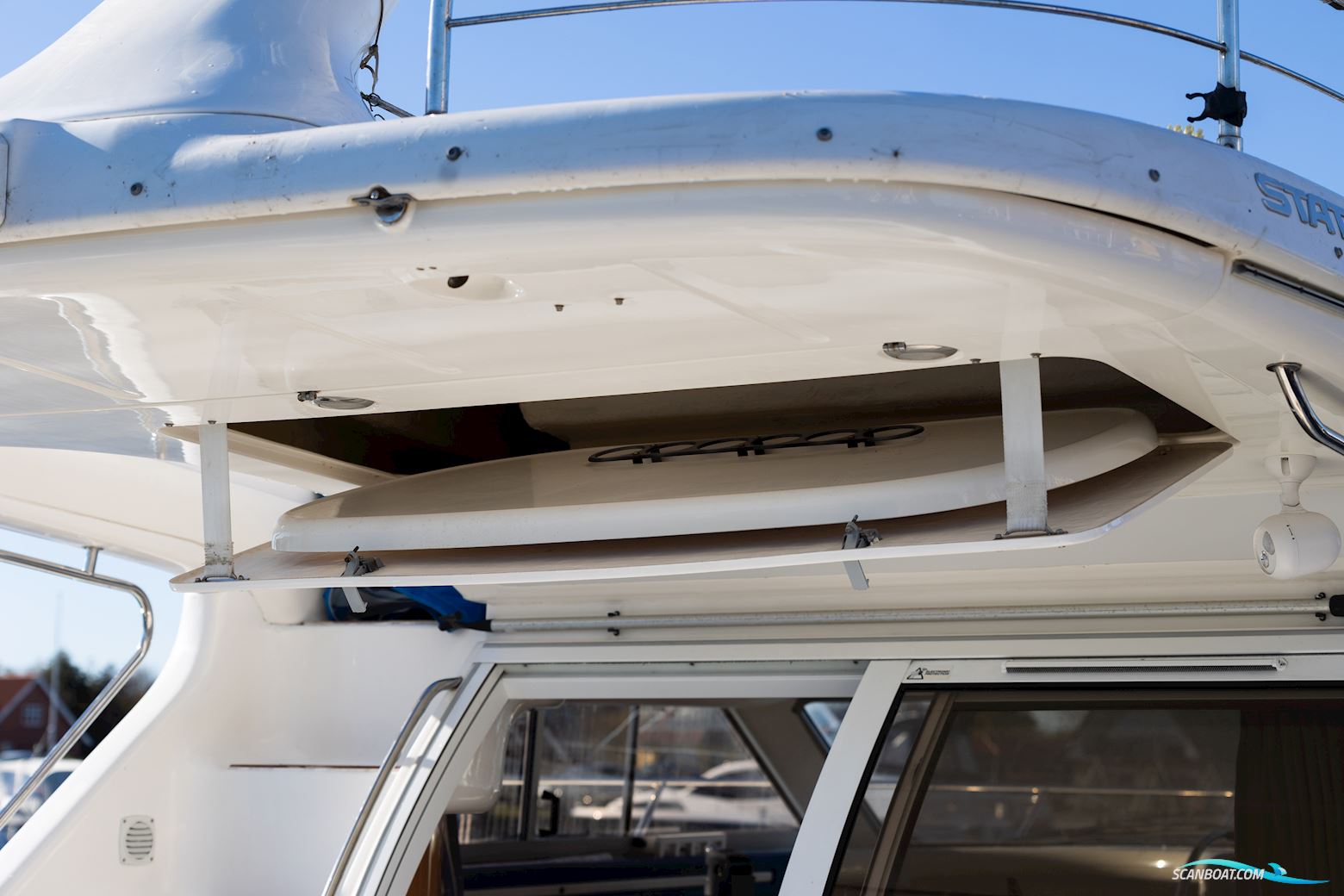 Sealine 360